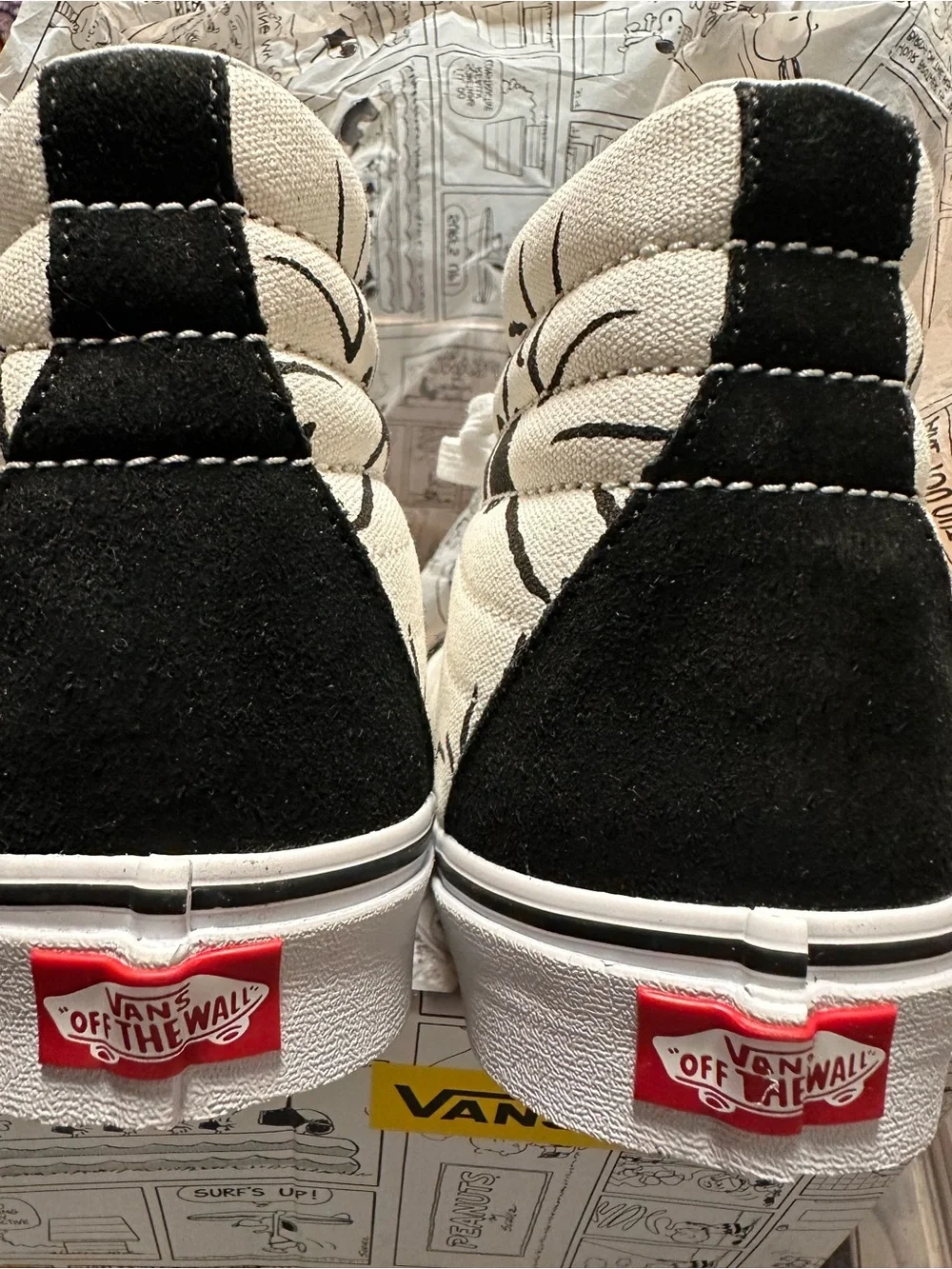 Vans Sk8-Hi Reissue Peanuts Joe Cool Black and White M7 W8.5 NEW